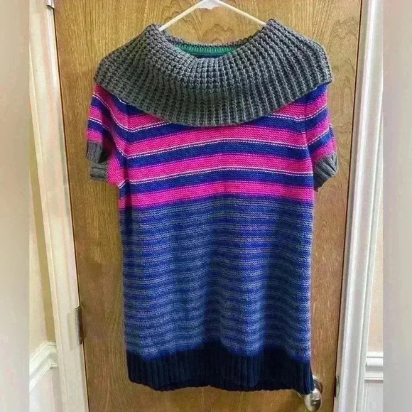 Tommy Hilfiger Short Sleeve Sweater Womens Size XL Blue Gray Striped Colorful - Picture 2 of 9